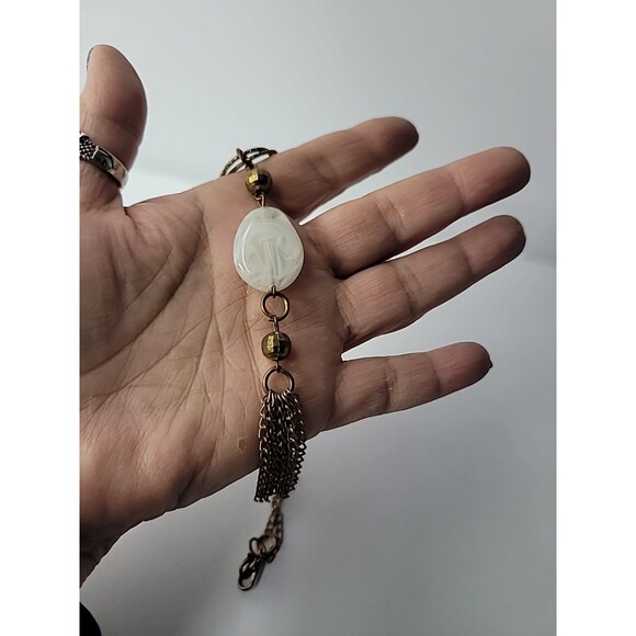 Vintage Gold Tone Tassel Necklace White Bead Boho Statement Pendant Jewelry - Picture 13 of 13